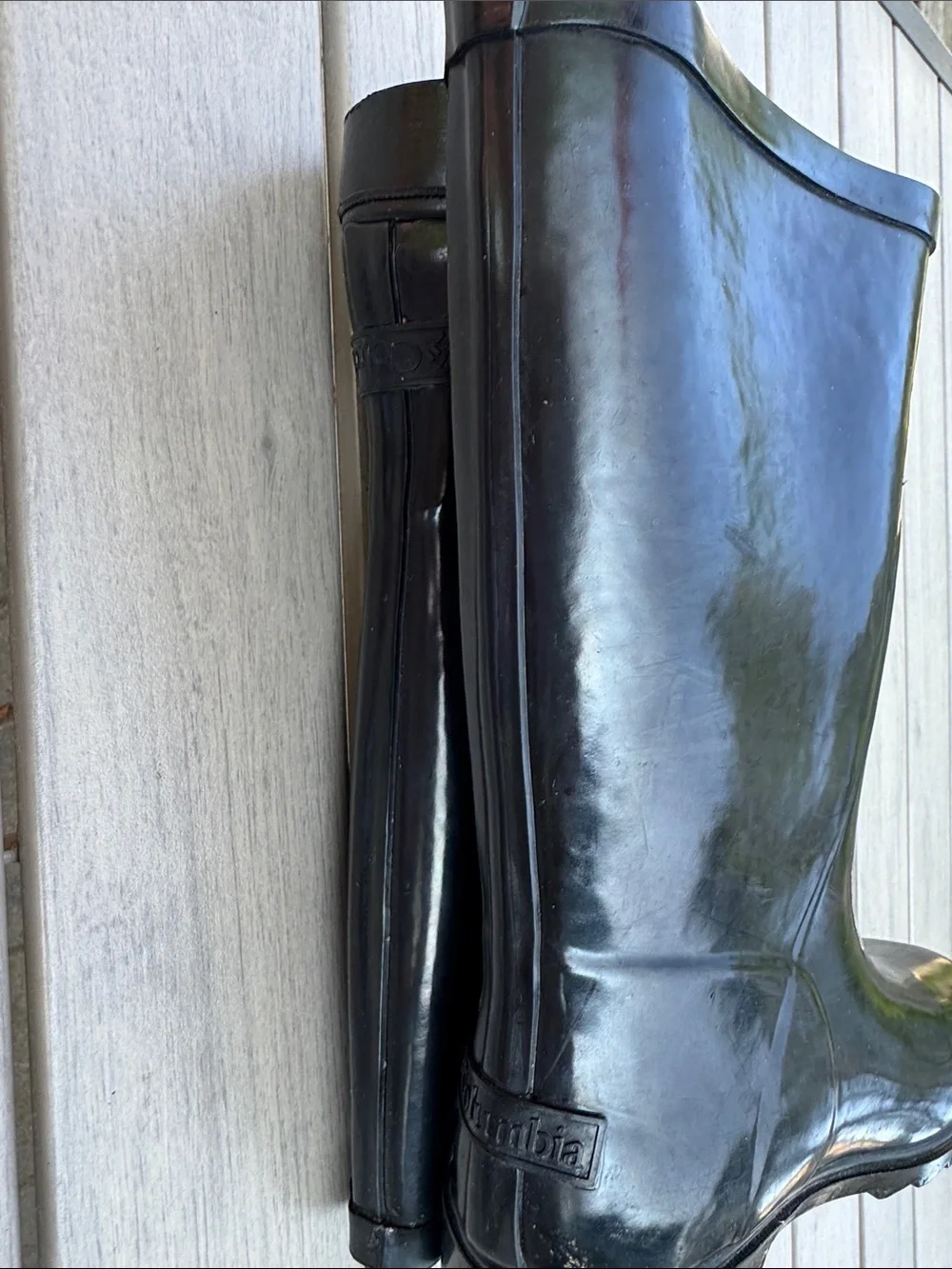 Columbia Black Youth Patent Rain Boots 2Y